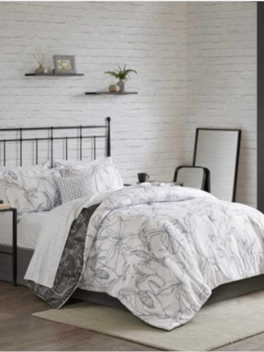 Home Essence Lorine 9 Piece Reversible Complete Bedding Set White/ Charcoal Full